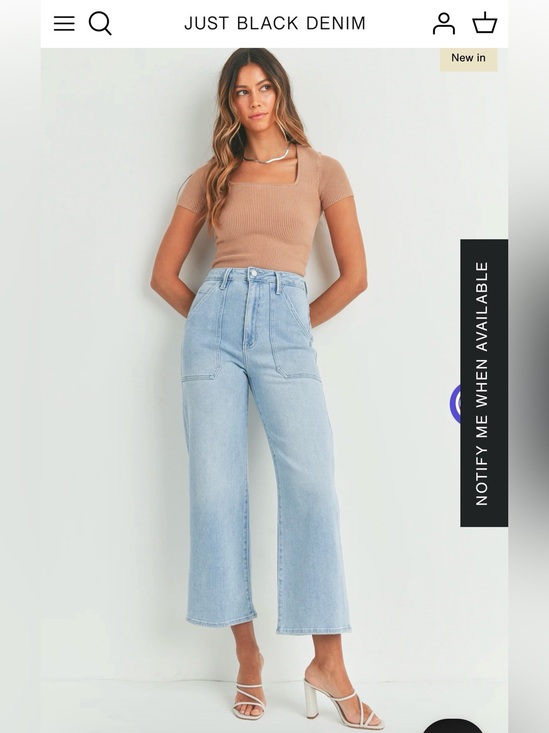 Just Black Denim - Size 29 cropped wide leg jeans